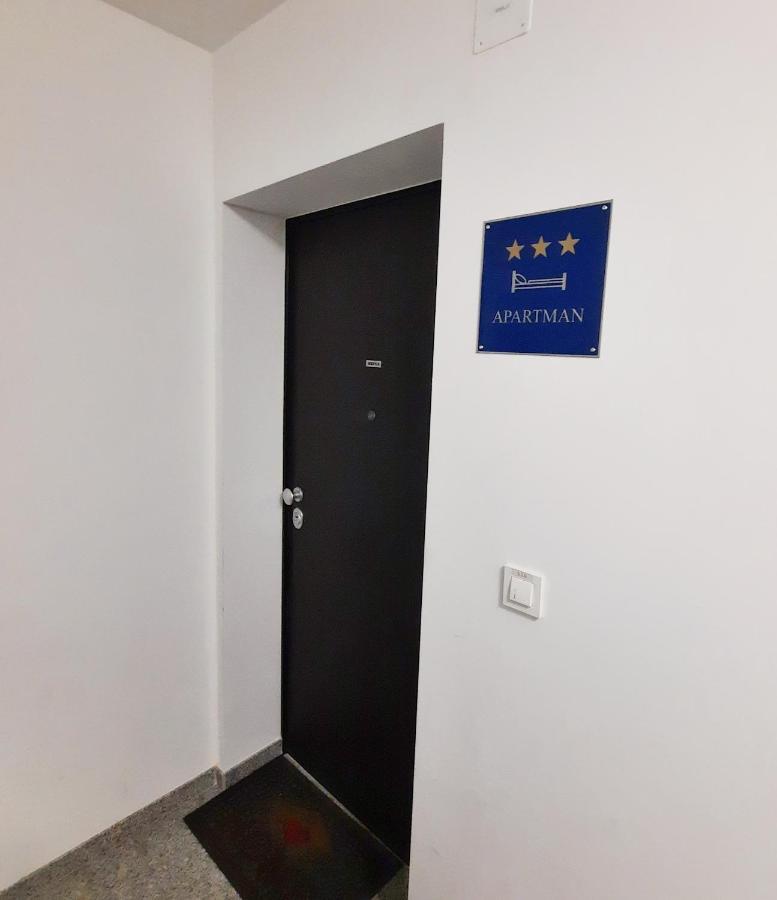 Apartment Mrvica Near The Zagreb Airport Velika Gorica Eksteriør billede